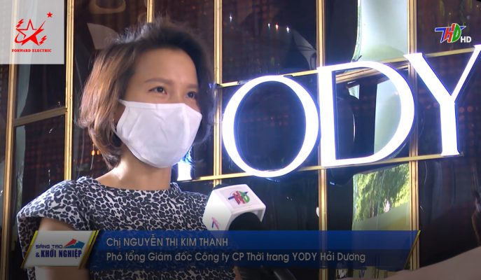 Chị Nguyễn Thị Kim Thanh - Phó TGĐ CTy CP Thời trang Yody trả lời phóng vấn nhận xét về dịch vụ của Forward Electric phát sóng trên truyền hình Hải Dương.